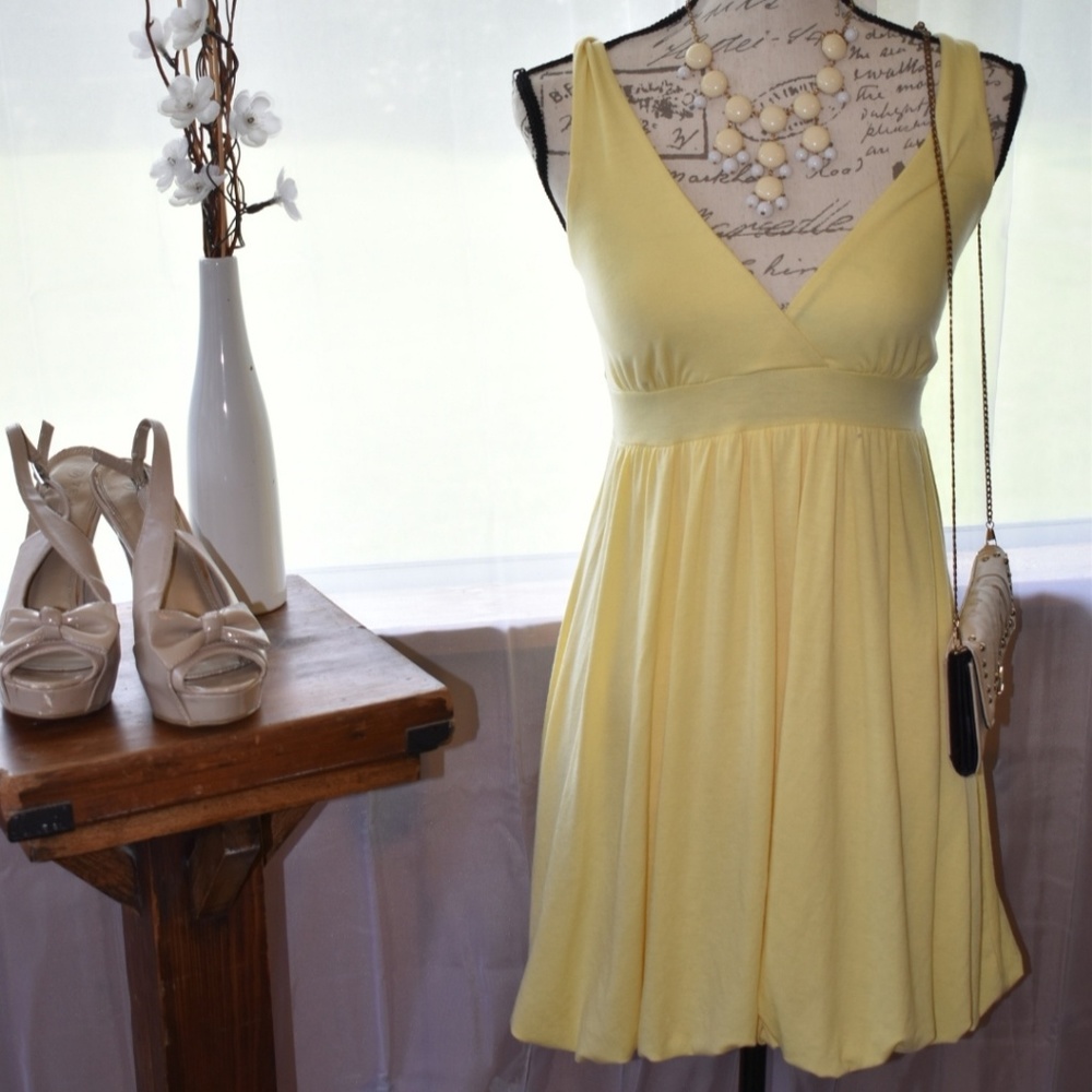 Women's dress